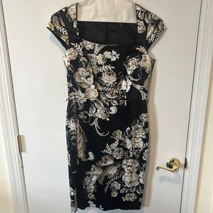 White House black market satin cap sleeve dress size 4